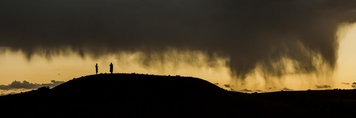 annuaire photographes suisse romande, Pluie sur le désert de Gobi, Mongolie - http://www.pierik.ch - Pierik de Neuchâtel