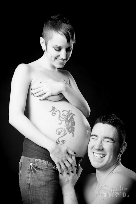 annuaire photographes suisse romande, Séance pour femme enceinte... obligé d'être sérieux? Non ! :-) - www.pourlesyeux.ch - Pourlesyeux de Genève