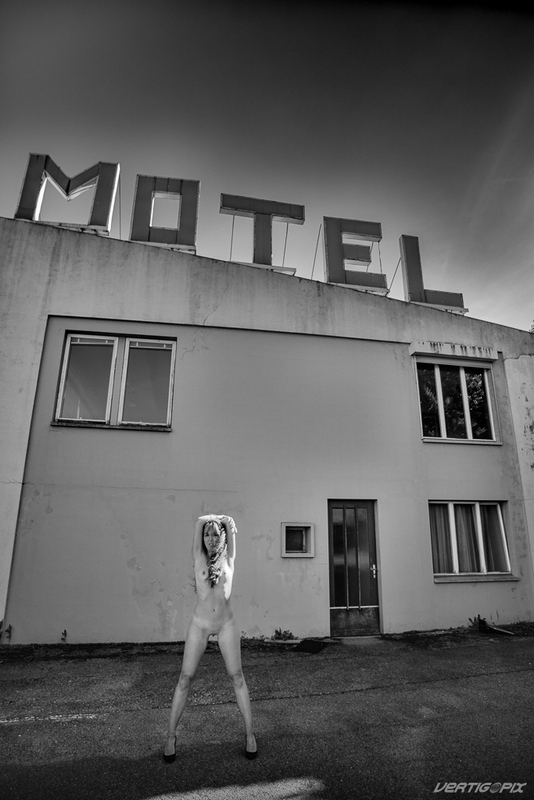 annuaire photographes suisse romande, Motel Nude - http://www.vertigopix.ch - VertigoPix de Champvent