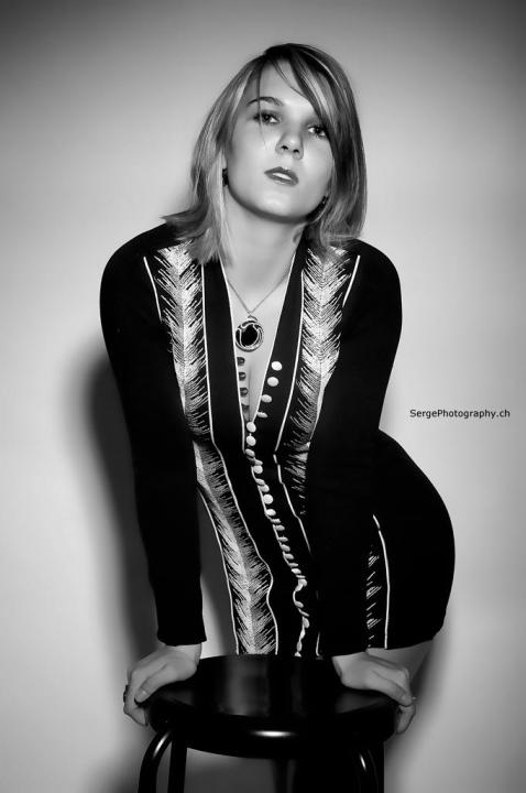 Elodie : , www.sergephotography.ch/index.html, annuaire photo modele