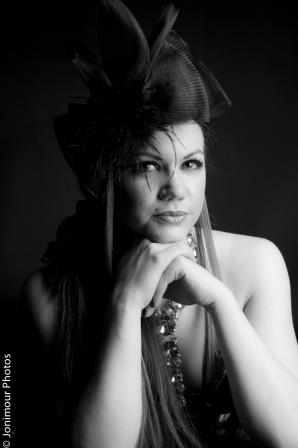 Valerie : Charms of the Boudoir, ns:Jonathan Mourelle, annuaire photo modele