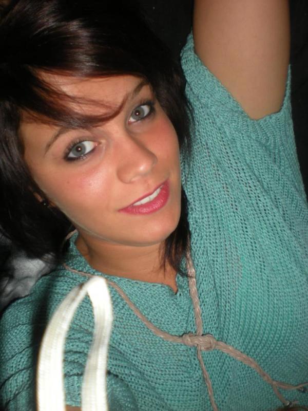 Or : naturel et souriante, ns:royet oriane, annuaire photo modele