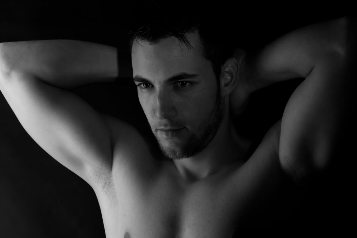 luca : photo studio, ns:Luca, annuaire photo modele