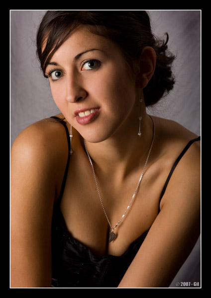 Andreia : , www.pourlesyeux.ch, annuaire photo modele