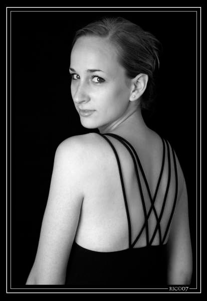 Ophélie : , www.reflexphoto.ch, annuaire photo modele